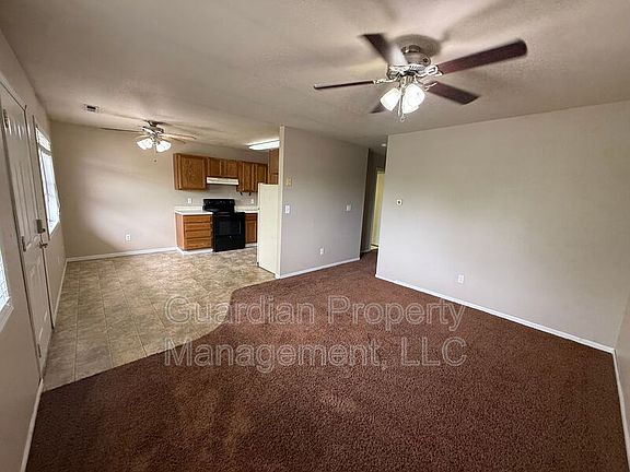 4th image of 515 W 11th St Unit 13