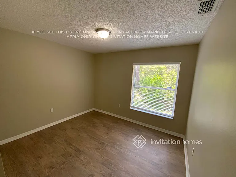 2759 Kingsdale Dr — Photo 7