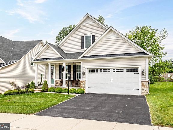 2nd image of 1218 Sculthorpe Dr
