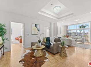 4348 Mammoth Ave APT 301, Sherman Oaks, CA 91423