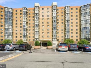3330 N Leisure World Blvd #5427, Silver Spring, MD 20906