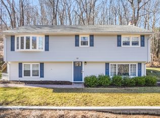 10 Ironia Rd, Mendham Twp., NJ 07945