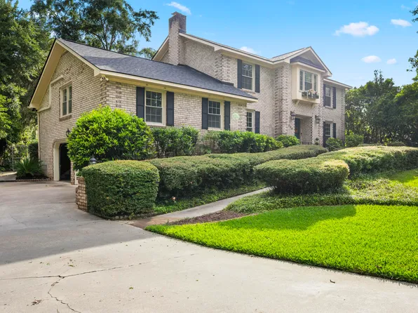 506 Fairington Dr, Summerville, SC 29485