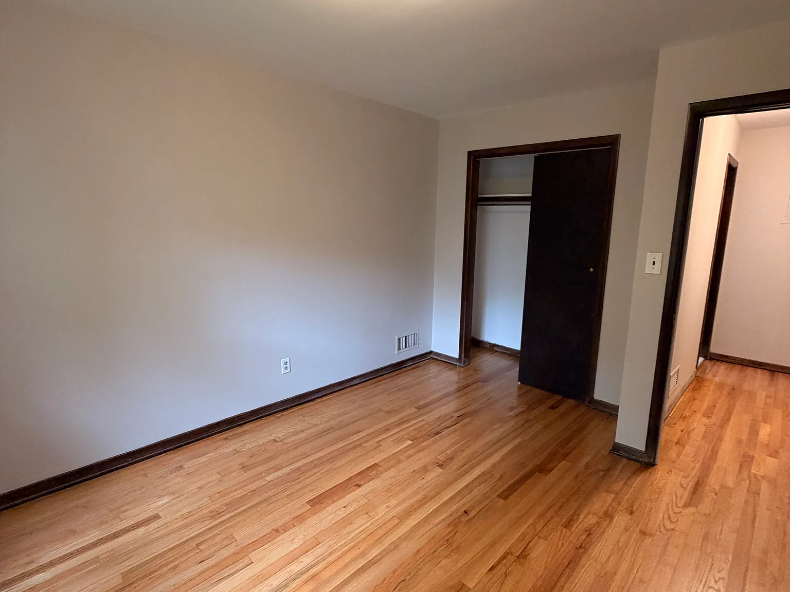 3 bed, 1500 sqft, $2,900 — Photo 4