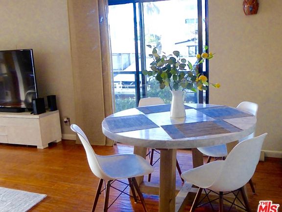 4th image of 833 Ocean Ave APT 202