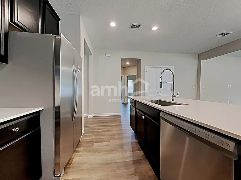 198 Spruce Point — Photo 4