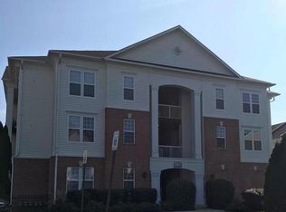 22725 Thimbleberry Sq UNIT 201, Brambleton, VA 20148