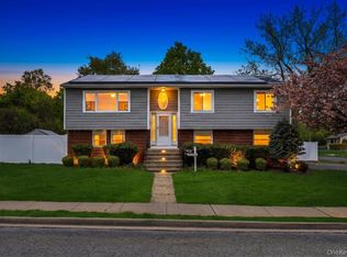 226 Princess Street, Hicksville, NY 11801