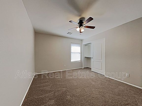 5th image of 292 E Clairidge Dr