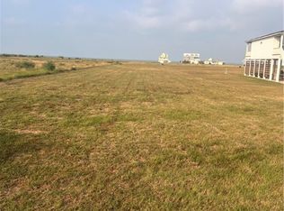 1502 Cape Velero Dr, Rockport, TX 78382