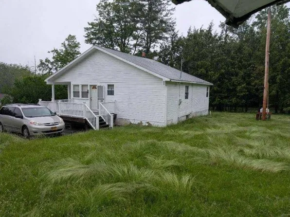 967 Briggs Hwy, Wawarsing, NY 12428