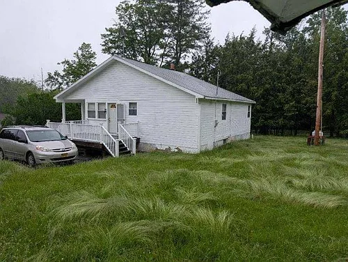 967 Briggs Hwy Photo 1