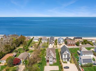 938 Sound Shore Rd, Riverhead, NY 11901