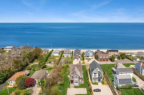 938 Sound Shore Rd Photo 1