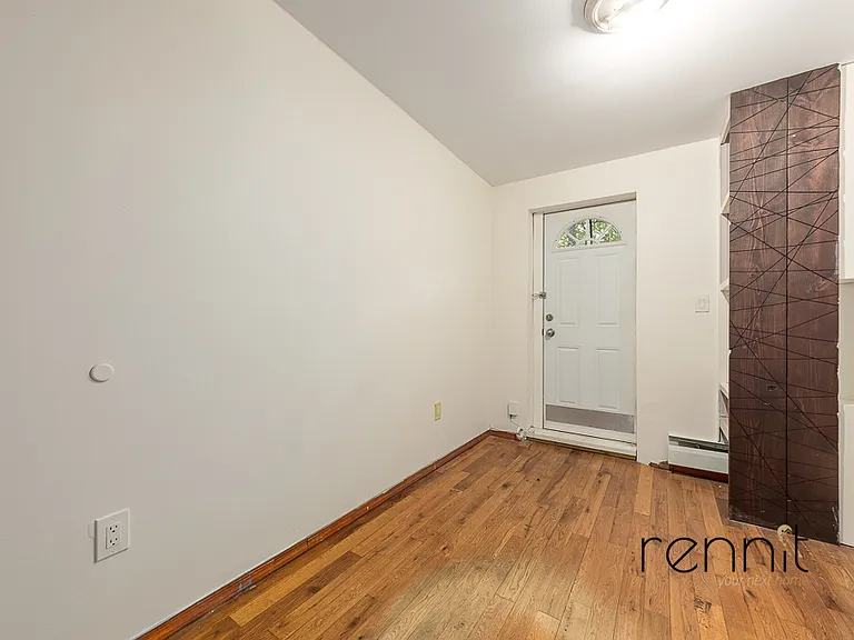 1168 Putnam Ave #PRIVATE-BACKYARD — Photo 7