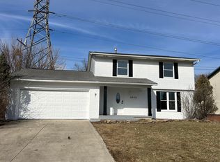 4990 Woodbriar Pl, Columbus, OH 43229