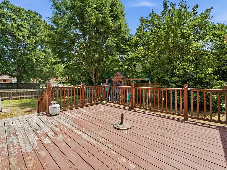 1441 Bayberry Pl — Photo 12