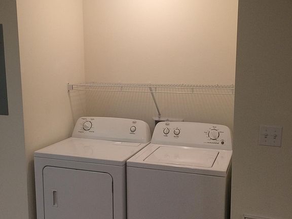 Washer/Dryer inside apartment