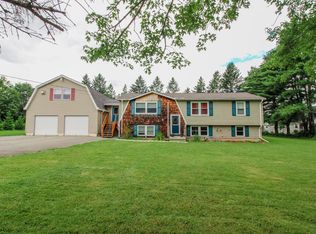 6 Coolidge Ave, Hampden, ME 04444