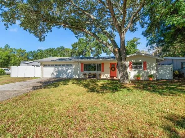 9912 109th St, Seminole, FL 33772