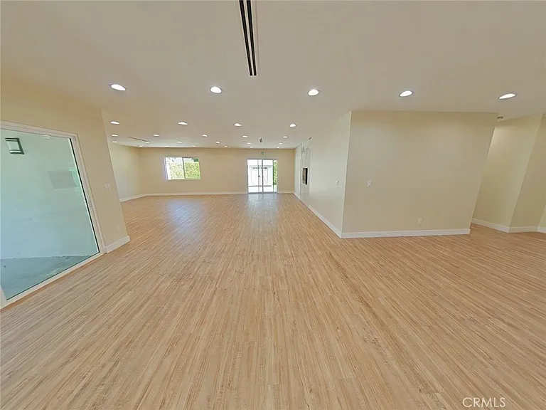 17633 Nordhoff St — Photo 6