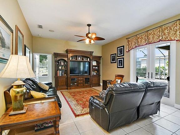 5th image of 10278 Hart Branch Cir