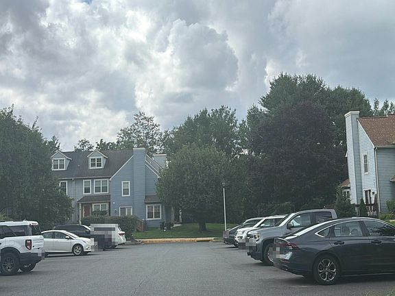 5th image of 2346 Darby Ct