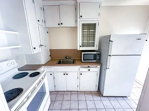 Floor plan 09