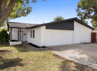 2000 E Park Row Dr, Arlington, TX 76010