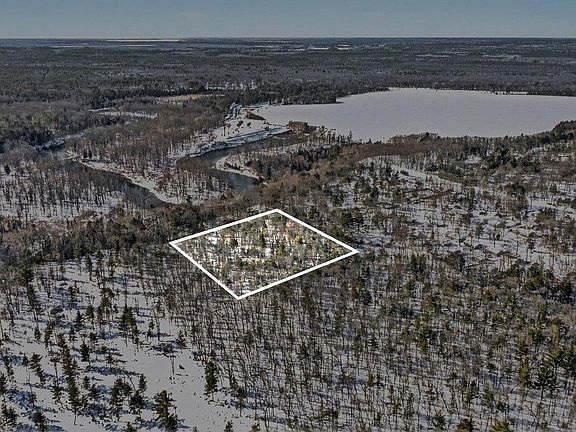 2nd image of 2140 W River Rd