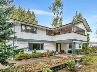 3775 Lincoln Ave, Coquitlam, BC V3E3H8