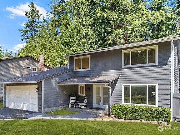 4th image of 3310 220th Avenue SE