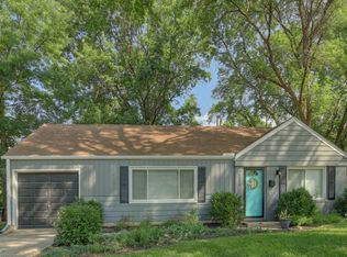 2330 W 76th St, Prairie Village, KS 66208
