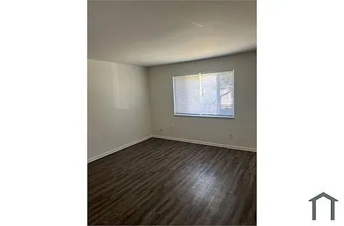 1036 Cherry Dr Photo 1