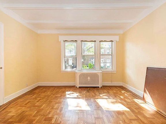 3rd image of 48-39 40th St #1