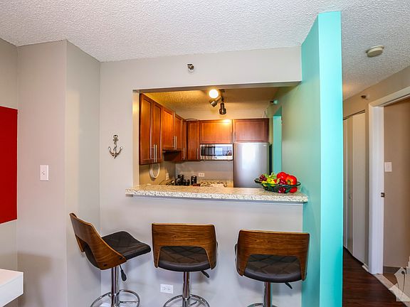 2nd image of 448 W Erie St #379
