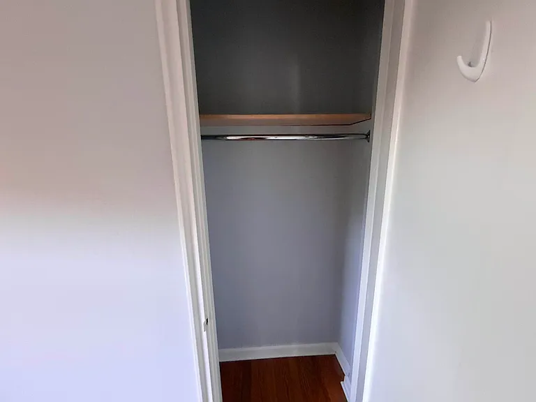 25-40A 36th St #3 — Photo 11