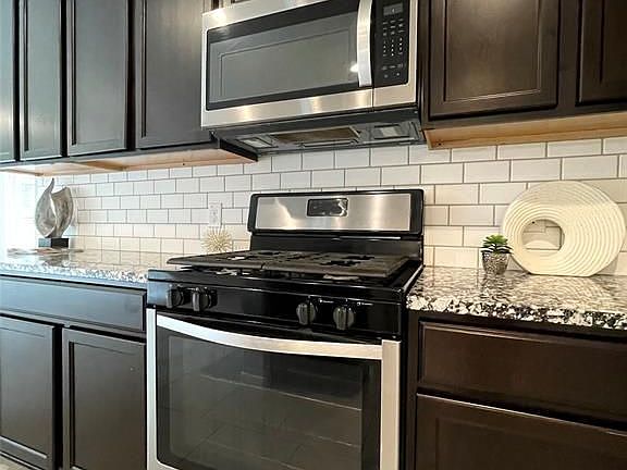 3rd image of 4022 Chester Bay Ln