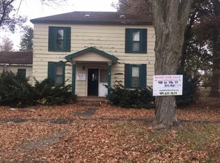 418 W 7th St, Neoga, IL 62447