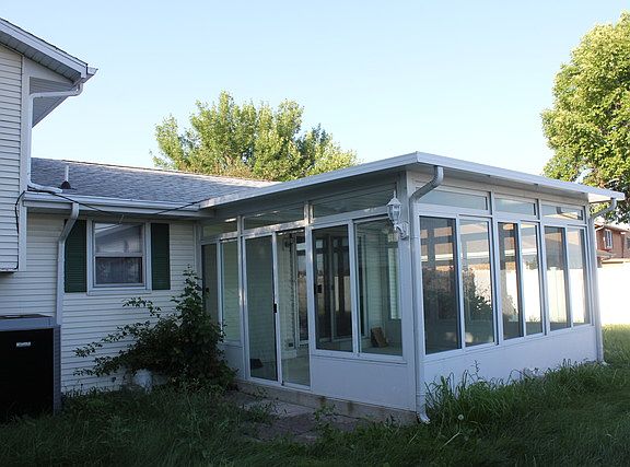2nd image of 655 Independence Dr