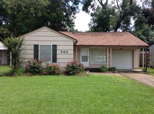 640 Kyle St, Angleton, TX 77515