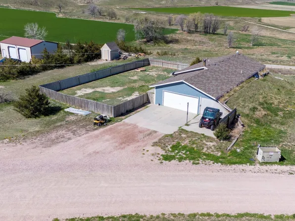 132 Rock Ridge Dr, Torrington, WY 82240