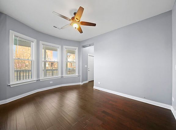 3rd image of 7931 S East End Ave