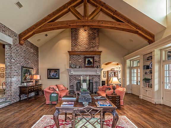 5th image of 15026 Sendero Ln