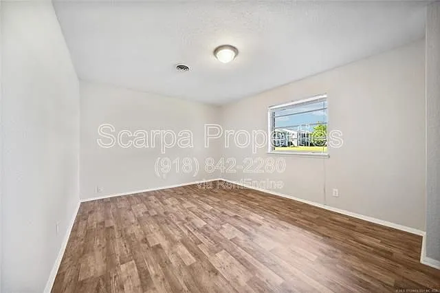 5520 E 47th Pl — Photo 18