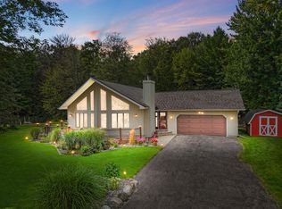 117 Harbor Ct, Houghton Lake, MI 48629