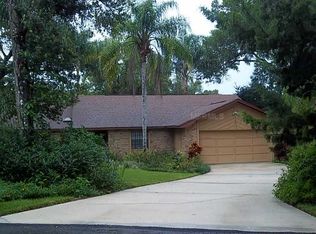 820 Briarwood Ct, Orange City, FL 32763
