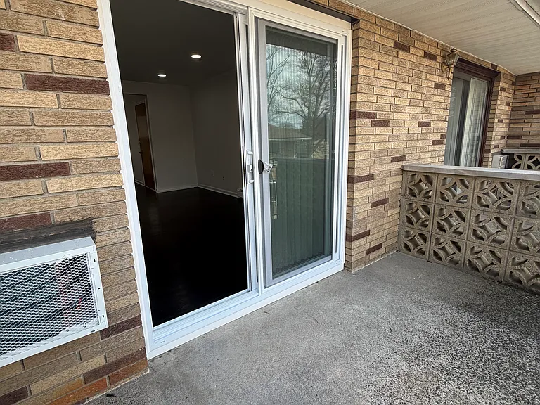 14 Central Dr #5 — Photo 15
