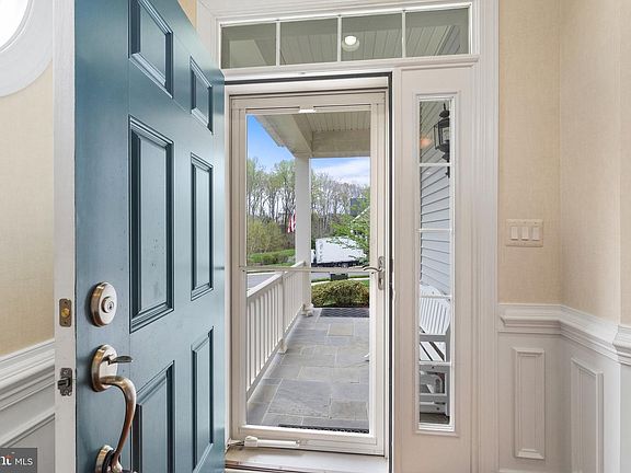 5th image of 12706 Cavalryman Ct