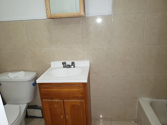 Rented by The Hamilton Group | media 2